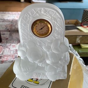 NEW Micky & Minnie Seiko frosted glass piano clock.
